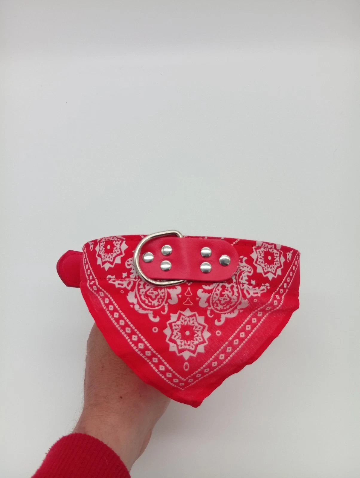 Collier bandana rouge pour chien – Taille 58 cm